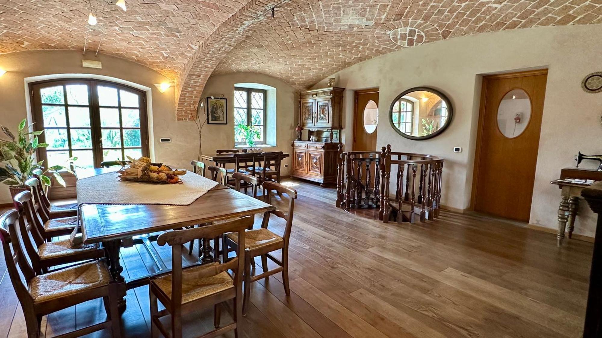 Locanda Del Molino Vecchio Magliano Alfieri Luaran gambar