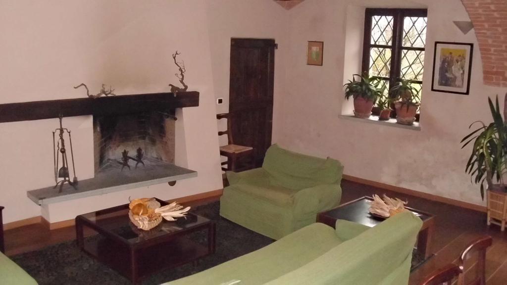 Locanda Del Molino Vecchio Magliano Alfieri Bilik gambar