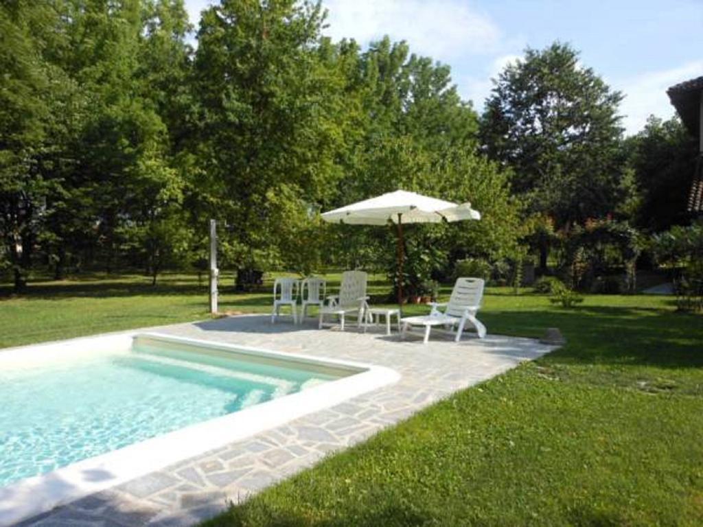 Locanda Del Molino Vecchio Magliano Alfieri Bilik gambar