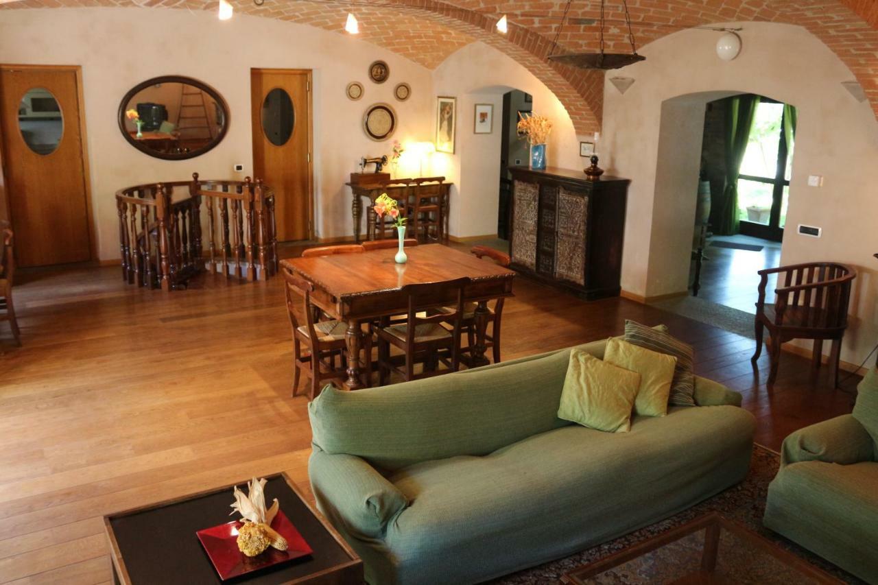 Locanda Del Molino Vecchio Magliano Alfieri Luaran gambar